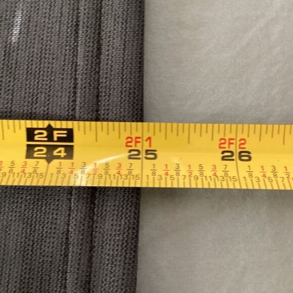 NEW Ladies Under Armour Drifit Tee Loose‎ Gray small - Picture 6 of 6